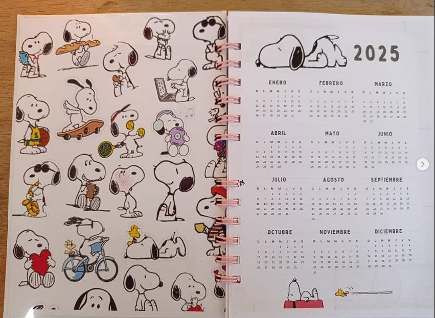 Agenda personalizada con portada creativa